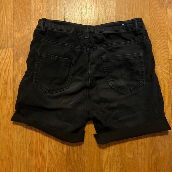 Forever 21 Hi Rise Black Shorts - Picture 3 of 5